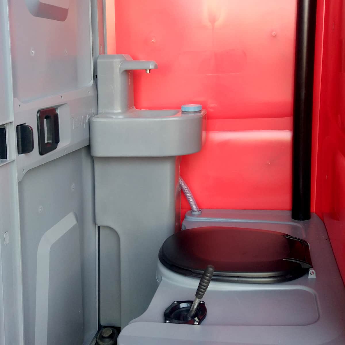 Flush systeem 7 Spoelsysteem en handwas unit