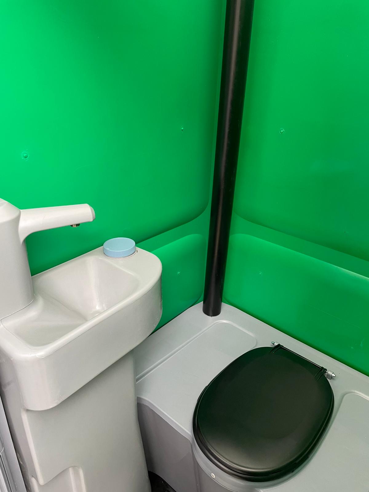 Handwas unit 3 Handwas unit toiletcabine groen