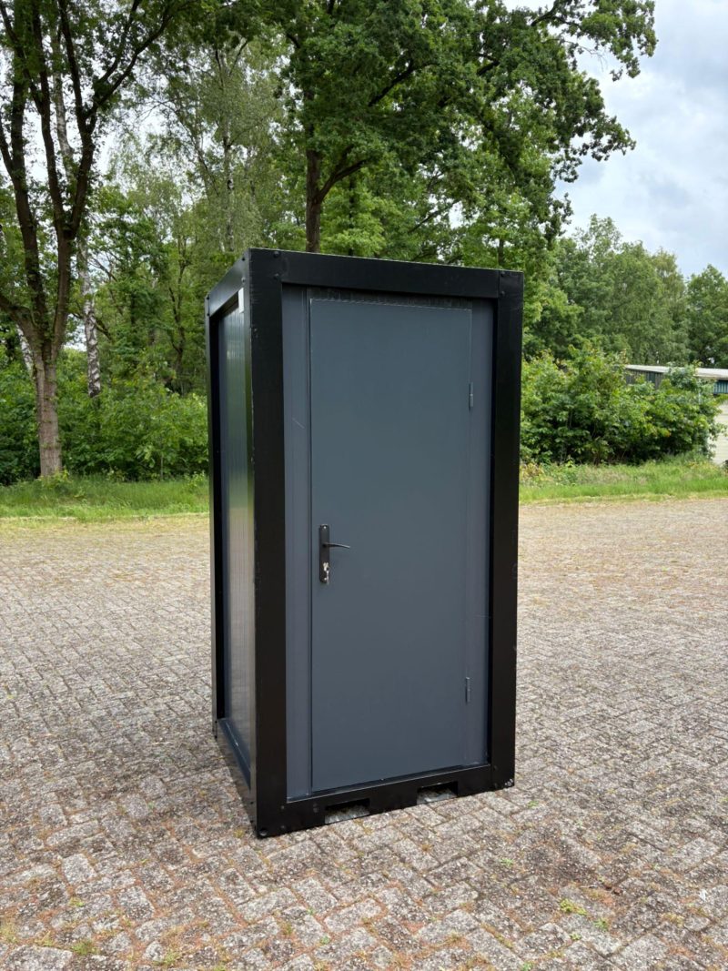Toilet unit 3