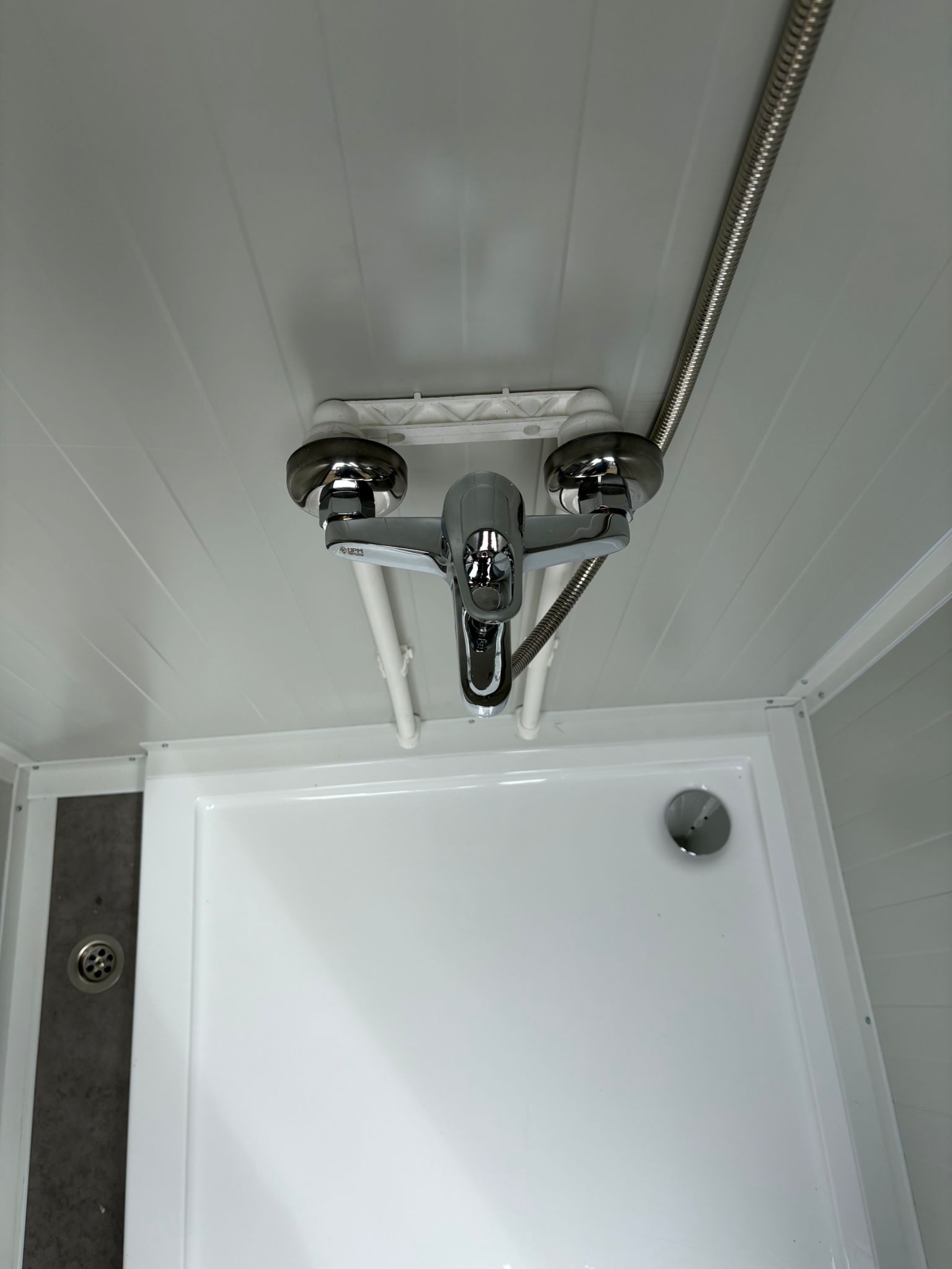 Mengkraan in douche unit Camping douche mengkraan
