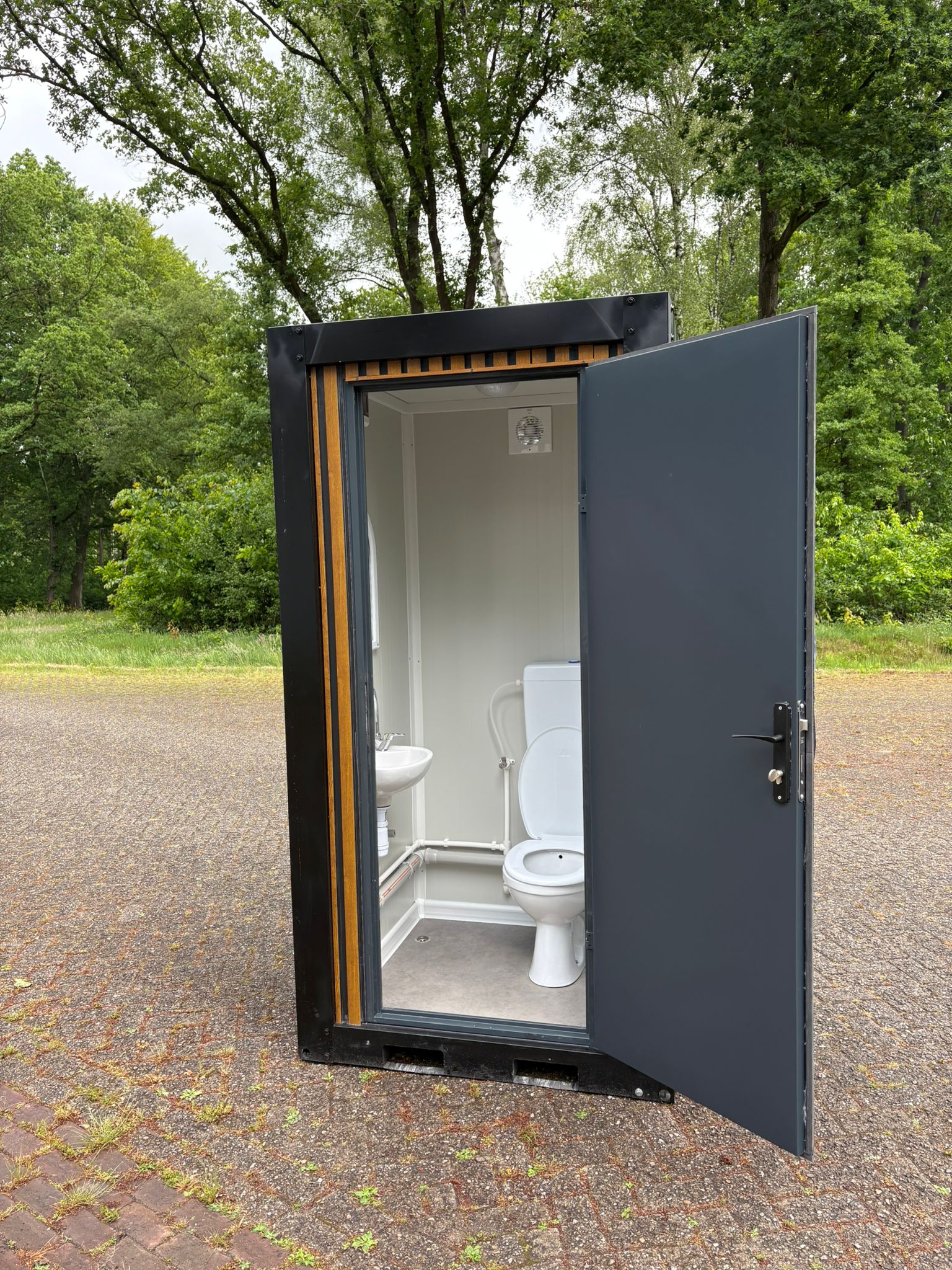 Toilet unit campingwood voorzijde Toilet unit campingwood