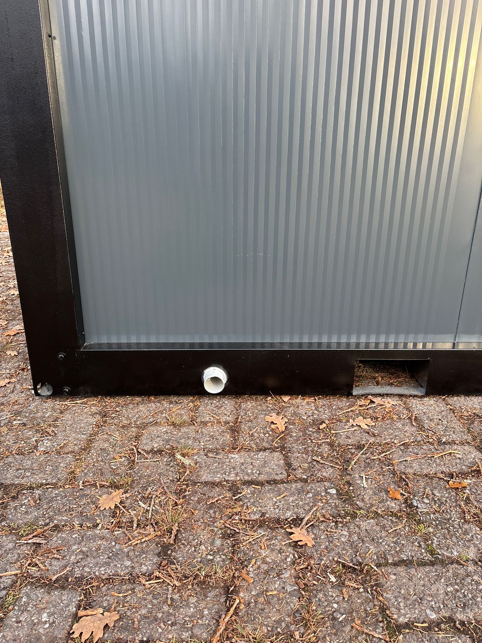 Doucheput en vloerput afvoer toilet en douche unit Vloerput afvoer toilet + douche unit
