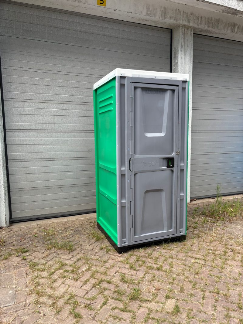 Groene dixie toilet