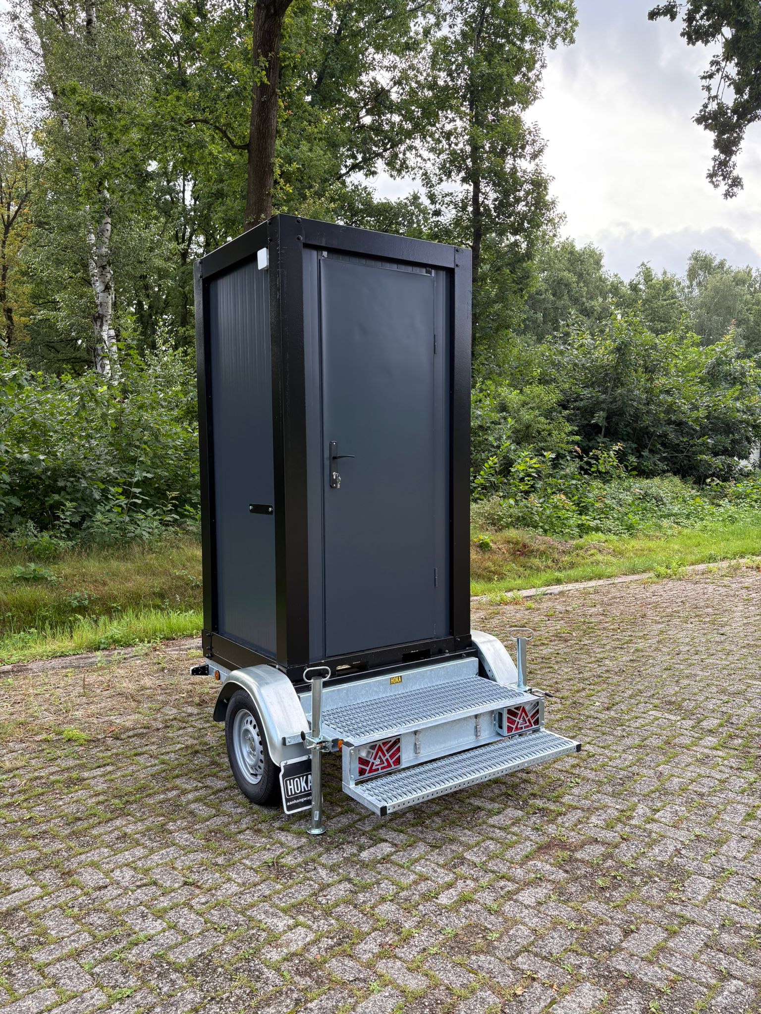 Single toiletwagen voorkant Voorkant van de toiletwagen