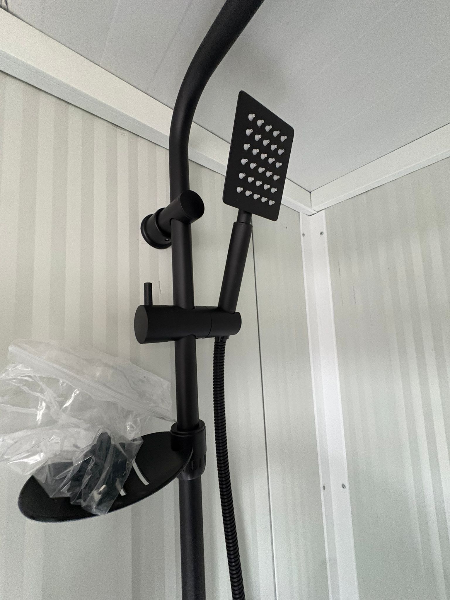 Badkamer met technische ruimte 13