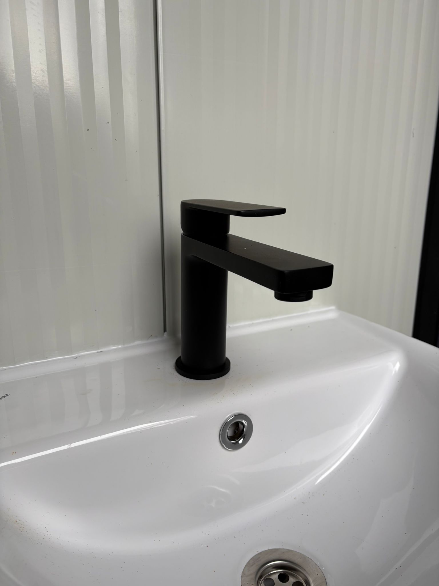 Badkamer met technische ruimte 19