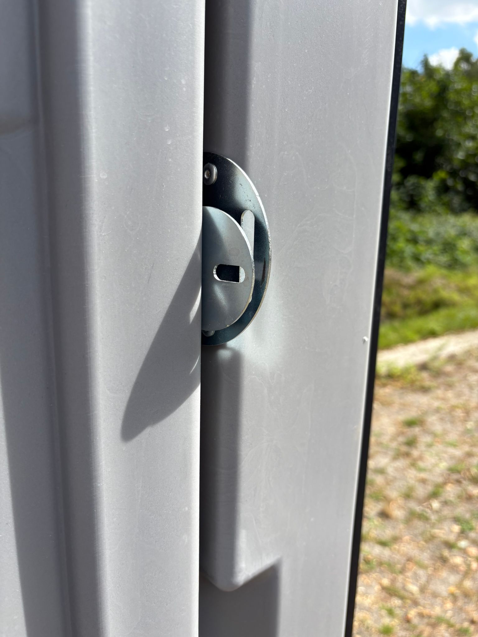 Sloten dixi toilet Slot van een toiletcabine