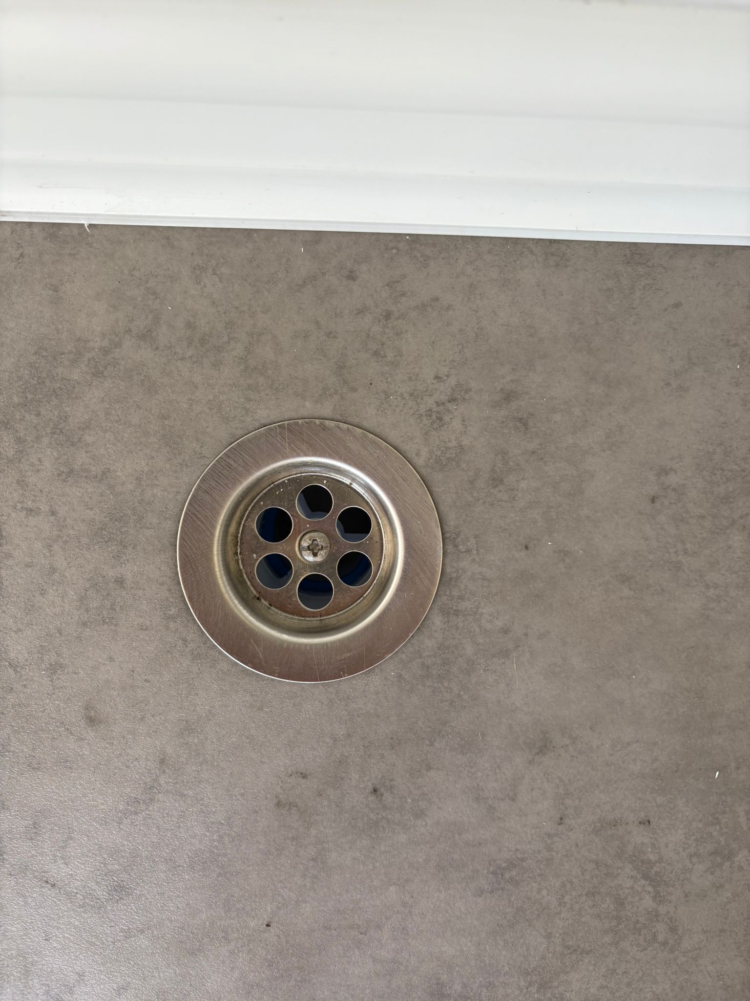 Vloerput badkamer unit Vloerput in een mooie badkamer unit