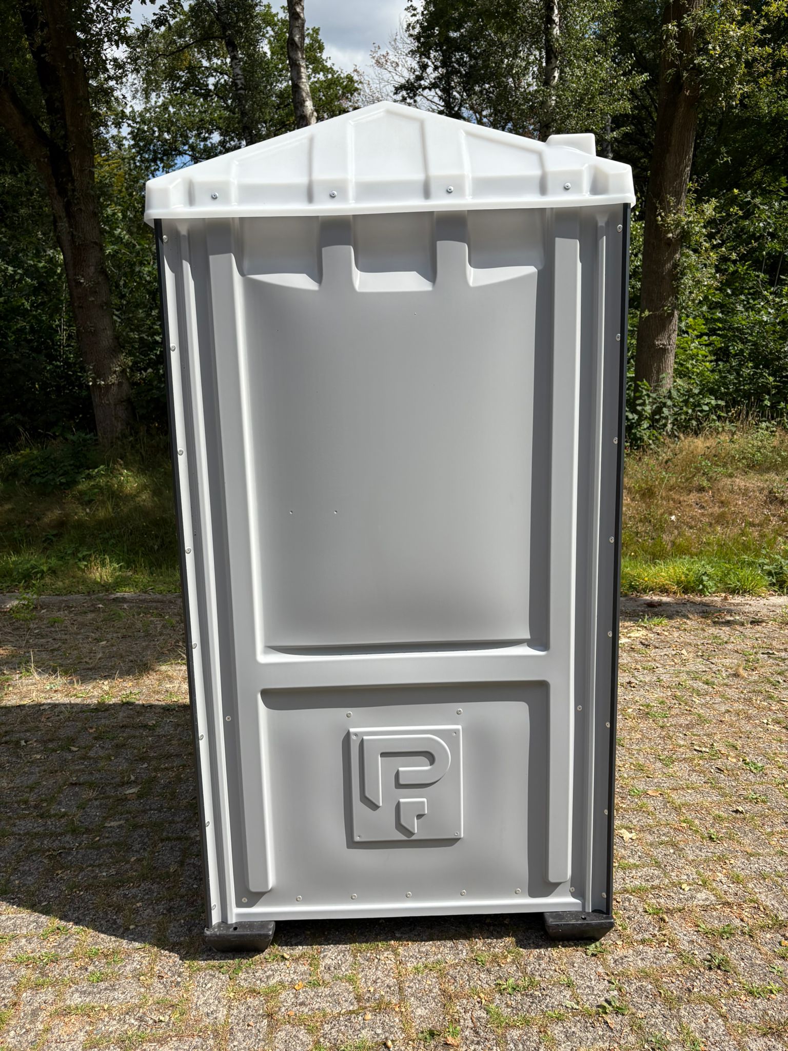 Zijkant 2 dixi toilet Dixie toiletcabine
