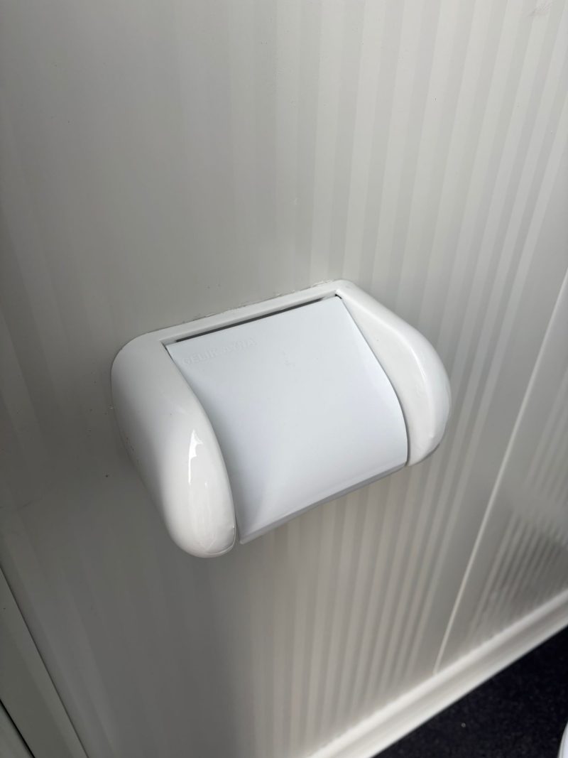 Toiletrolhouder rechts dubbel toilet unit