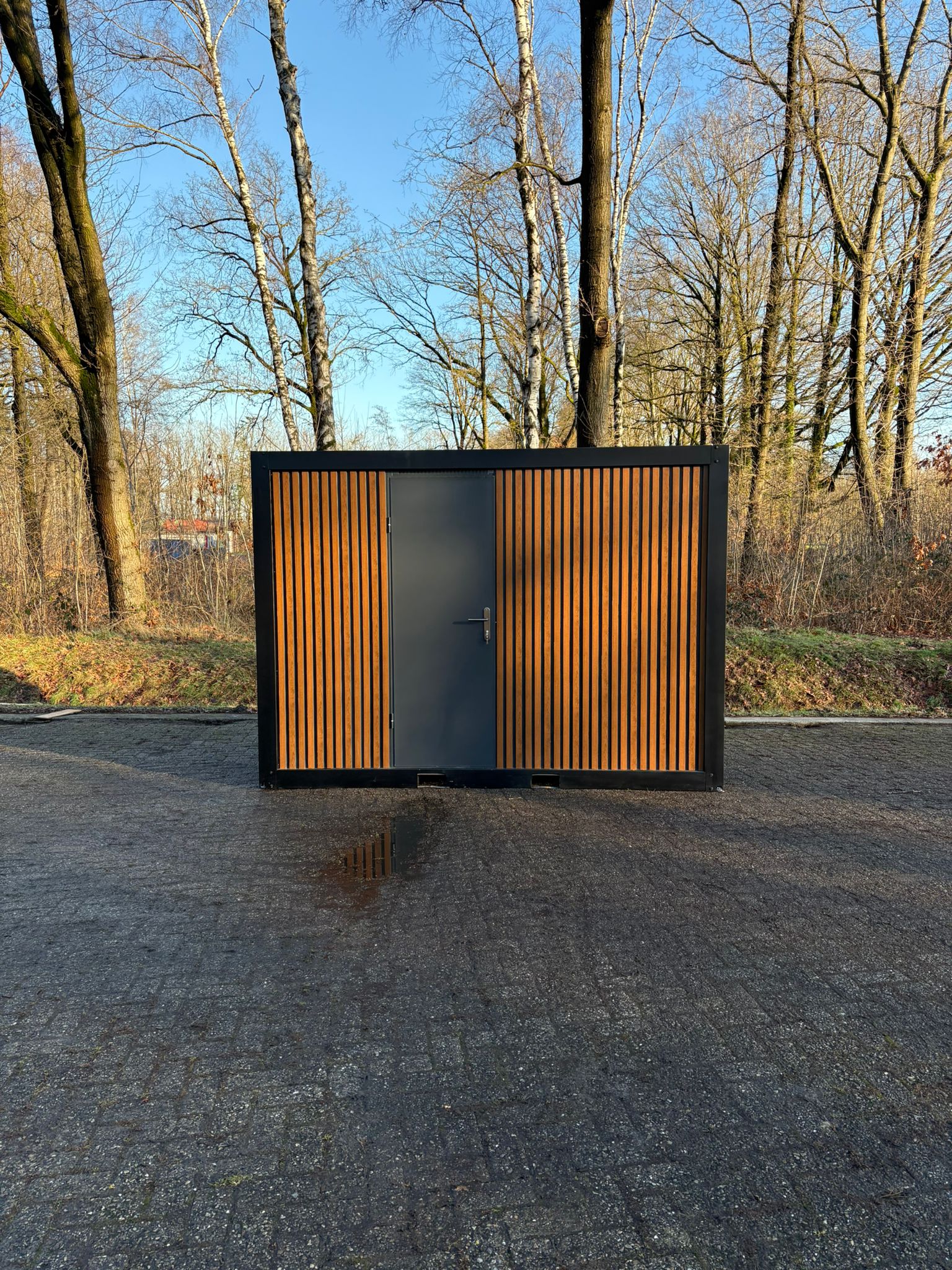 Badkamer met technische ruimte 1