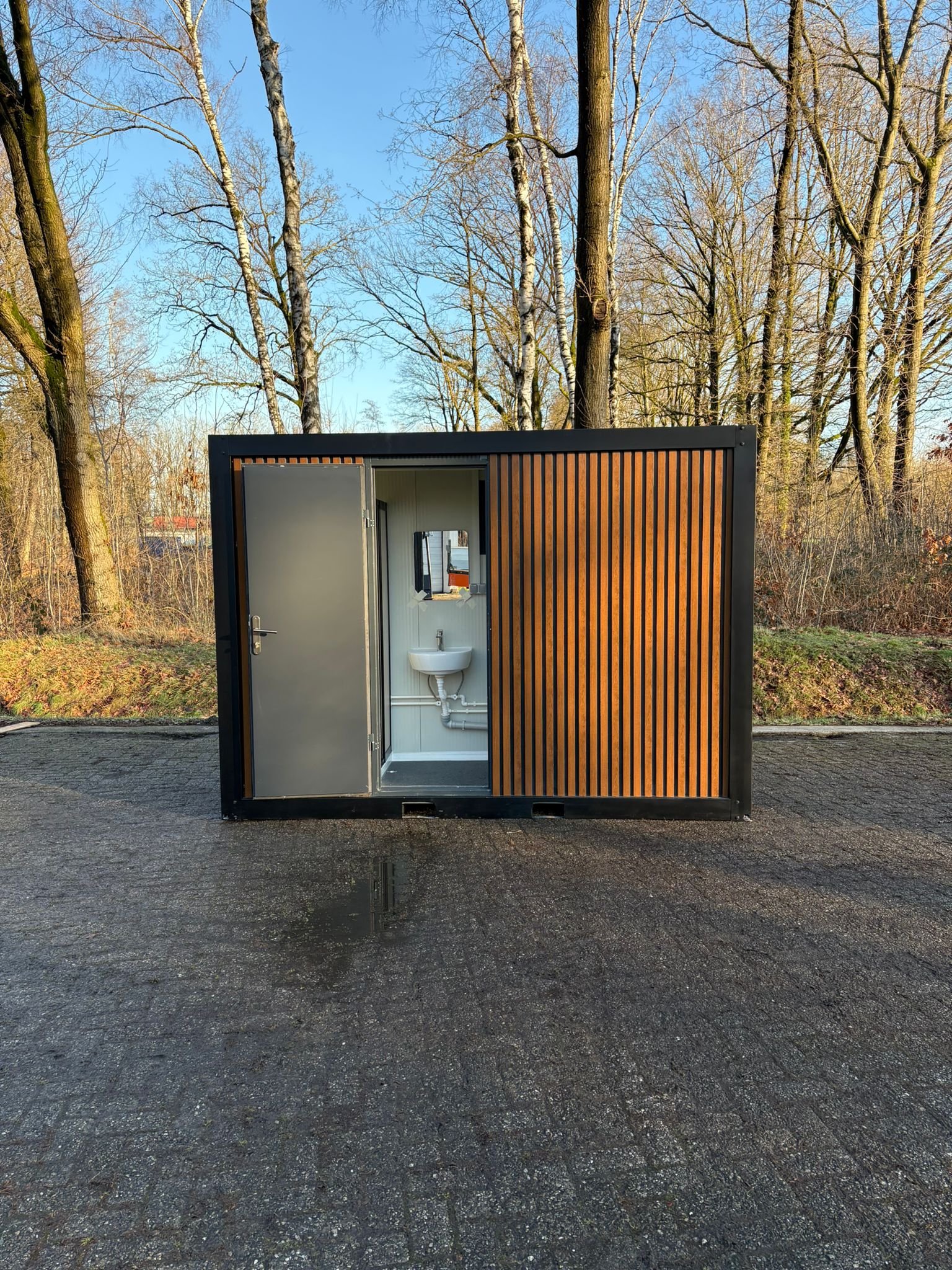 Badkamer met technische ruimte 2