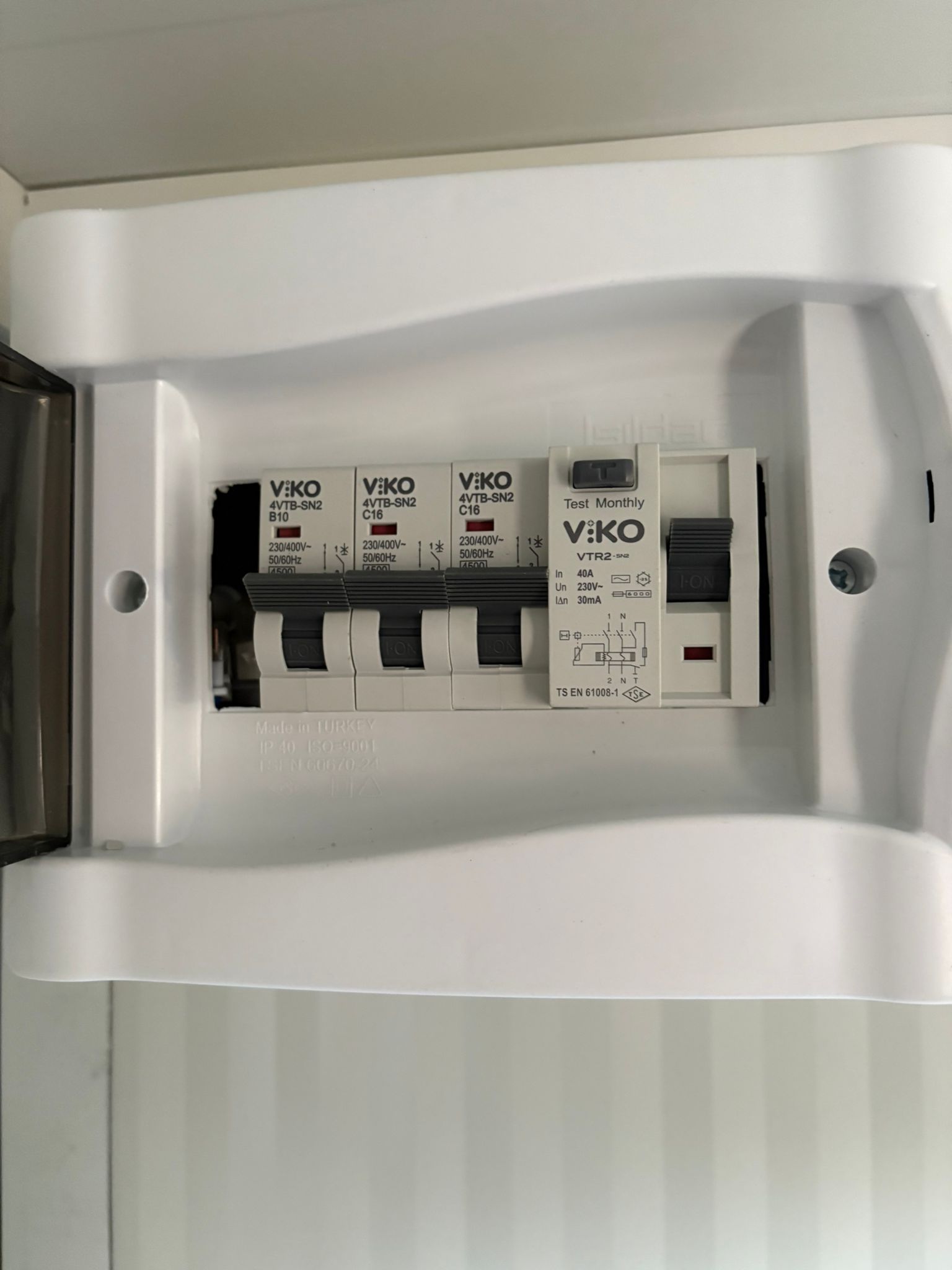 Badkamer met technische ruimte 29