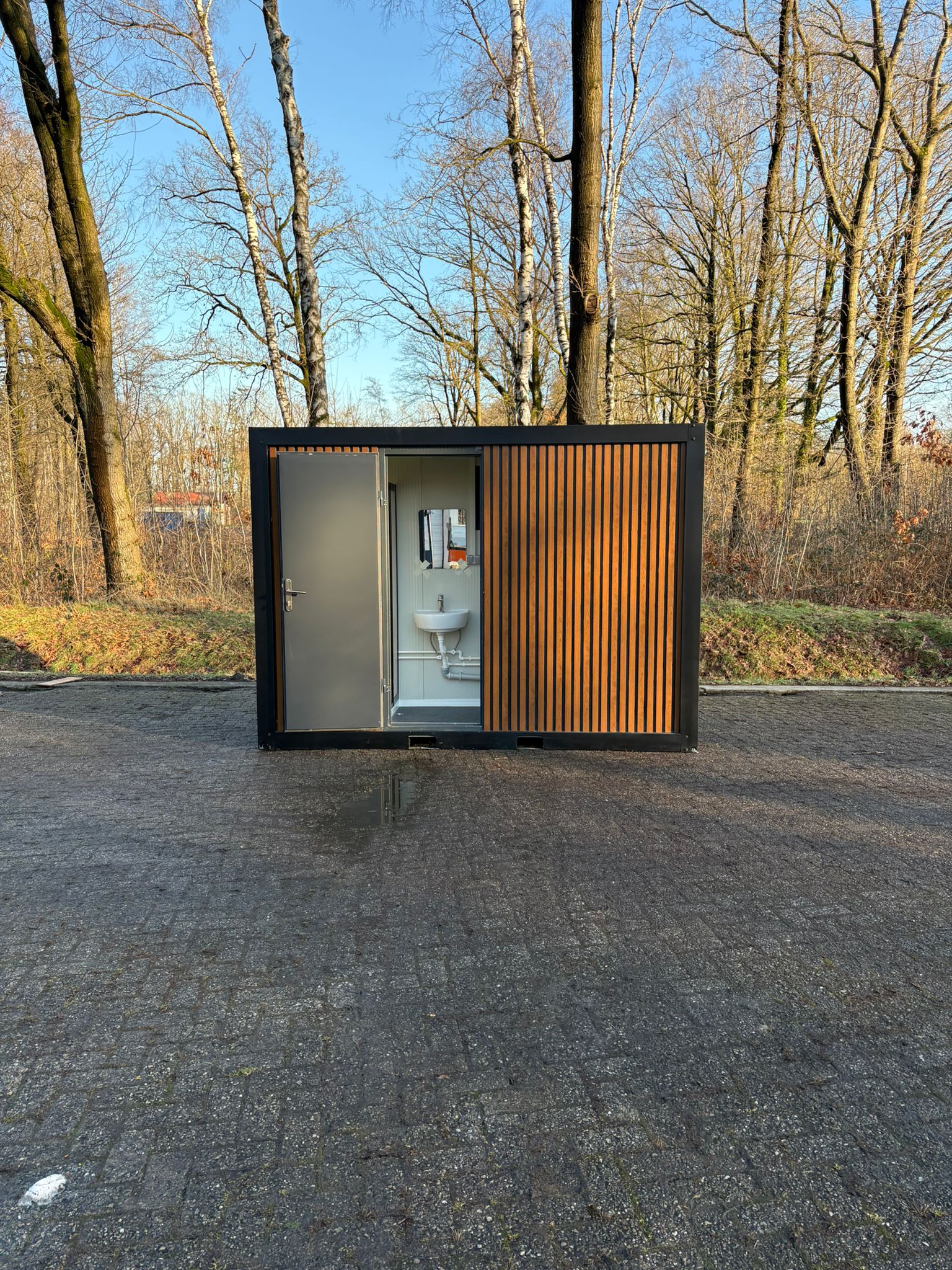 Badkamer met technische ruimte 3