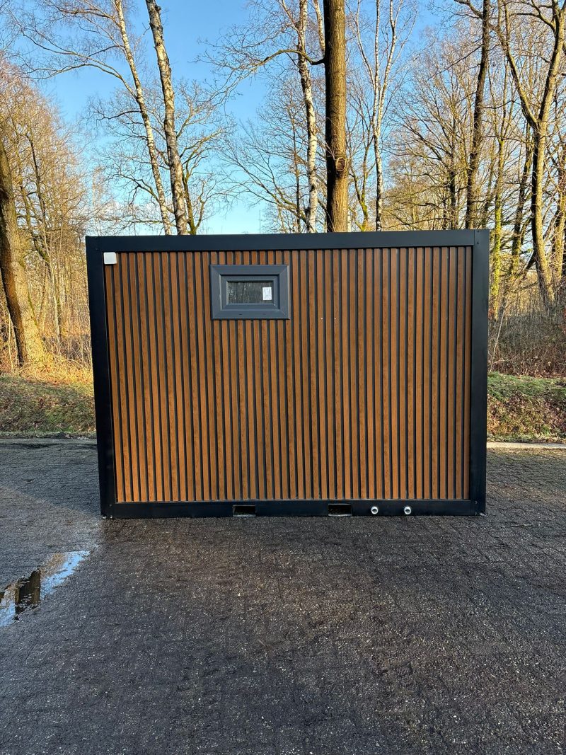 Badkamer met technische ruimte 31