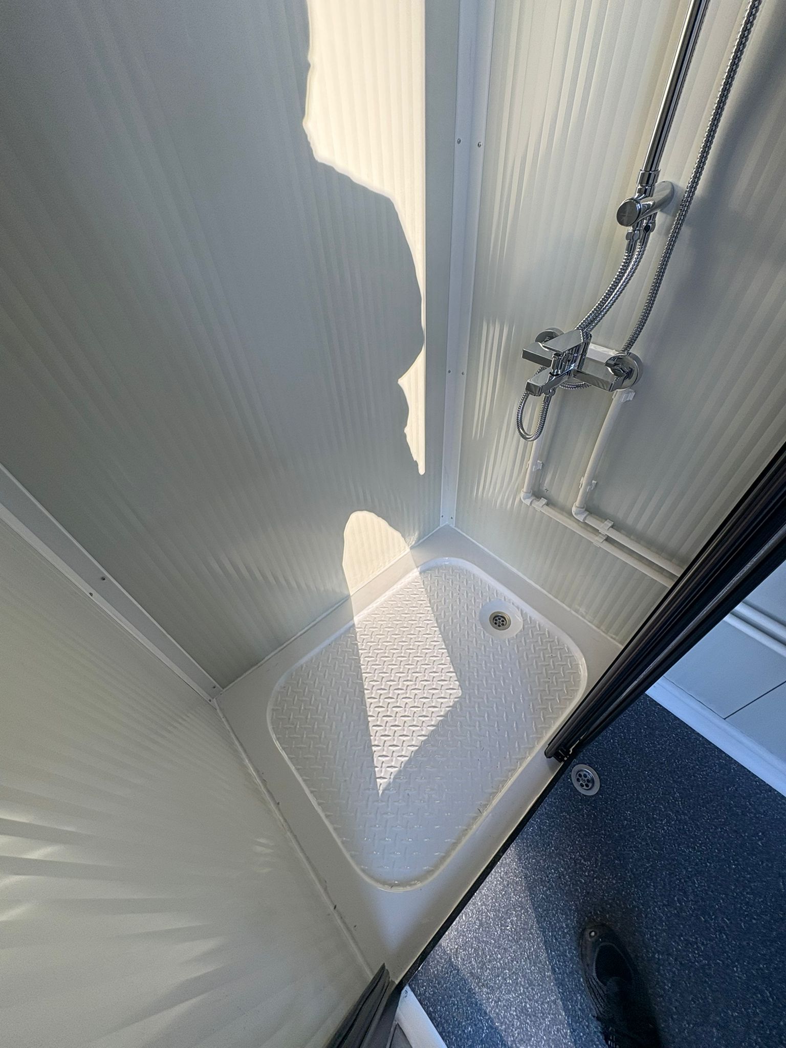Badkamer met technische ruimte 8