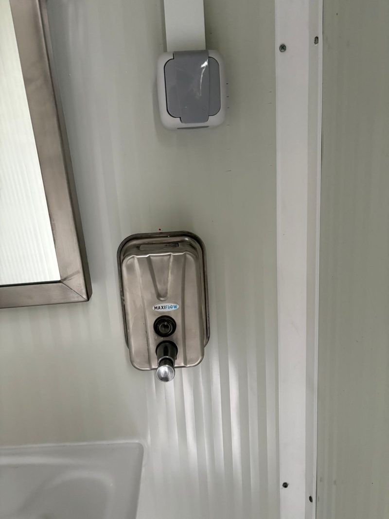 MIVA toilet 10