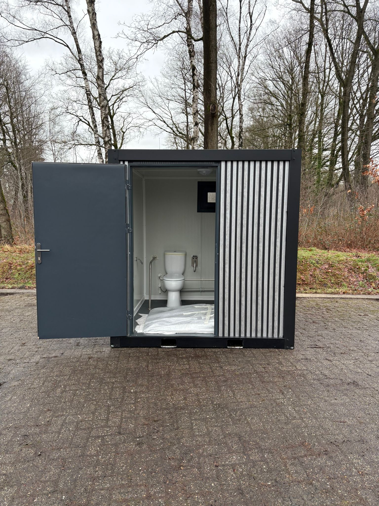 MIVA toilet 6
