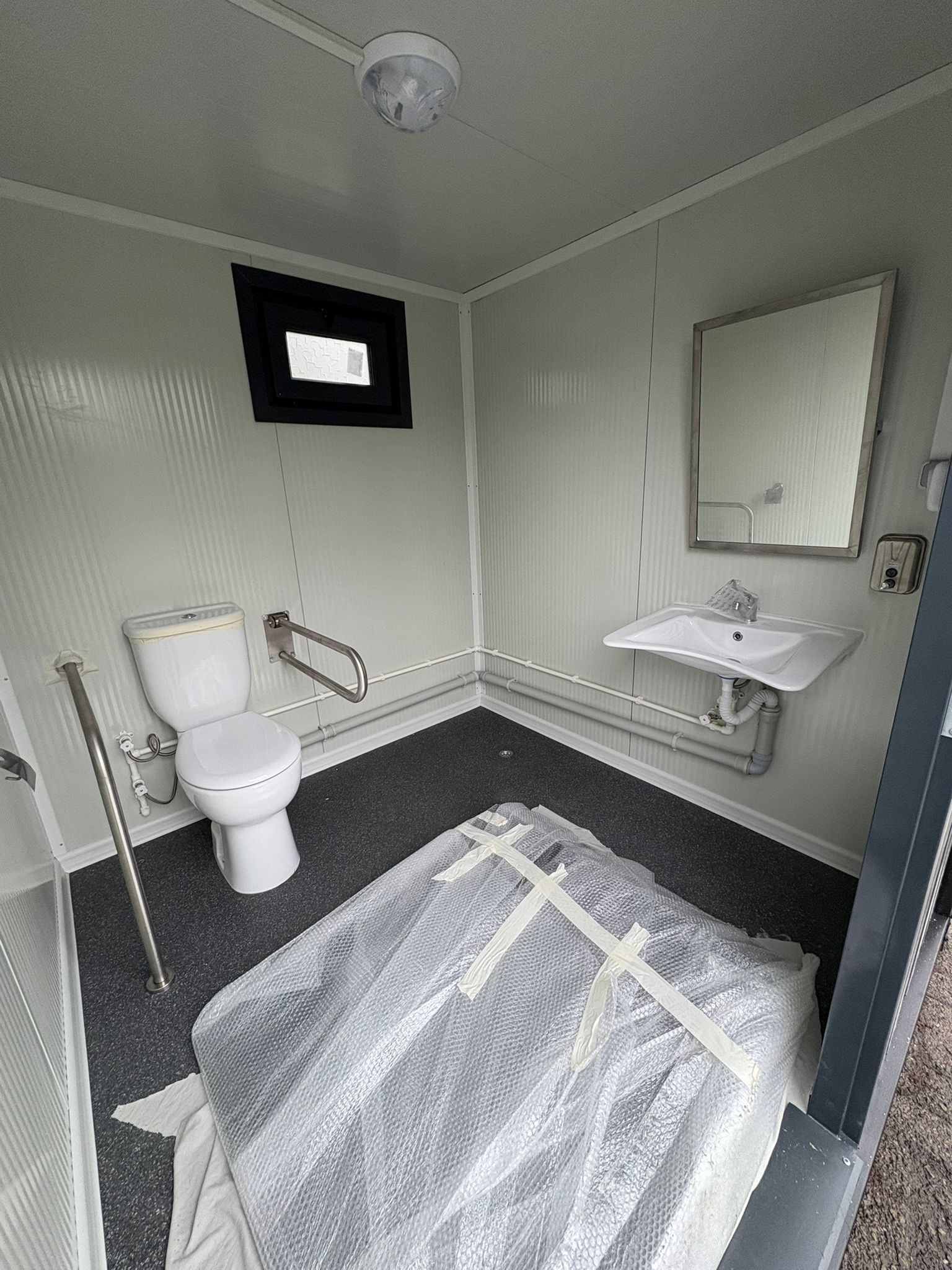 MIVA toilet 7