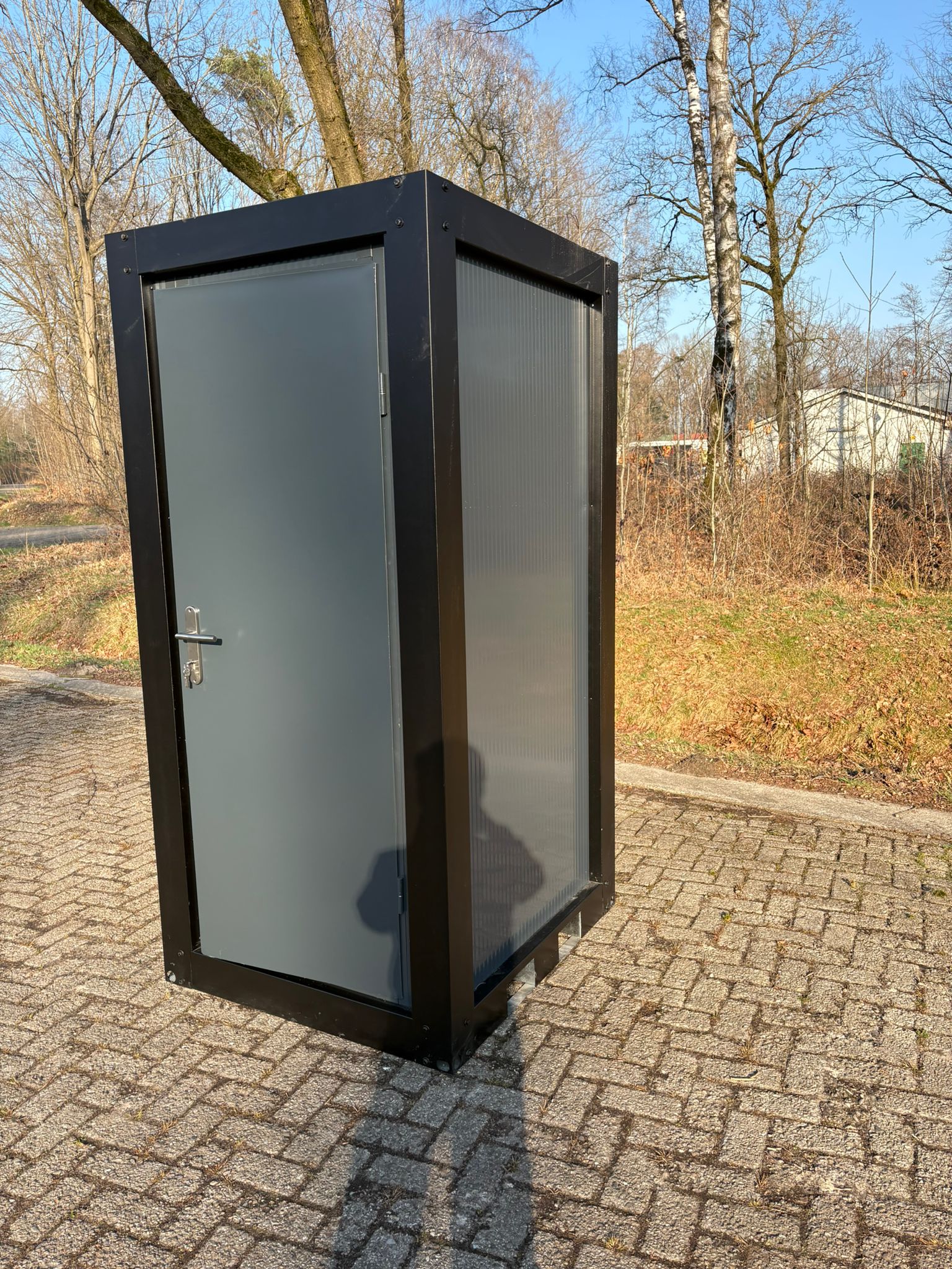 Urinoir unit buitenzijde zijkant 2
